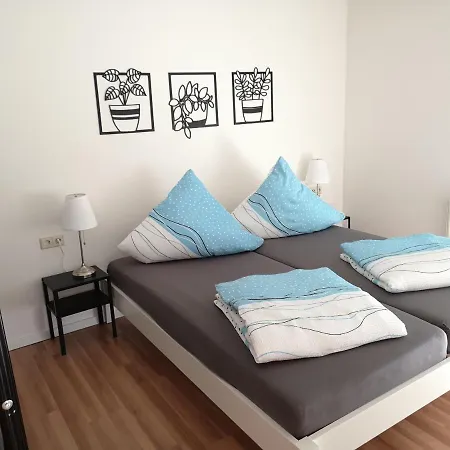 Familien-ferienwohnung: Messe-nähe Mit Balkon Und Parkplatz Am Bodensee *